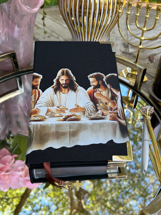 Black Linen Santa Ceia