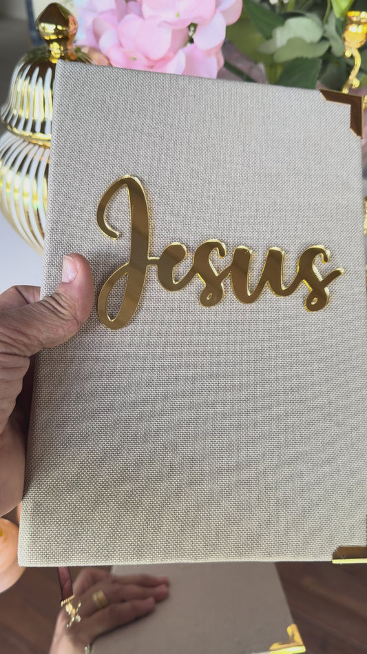 Fabric Linen / Acrilic Jesus